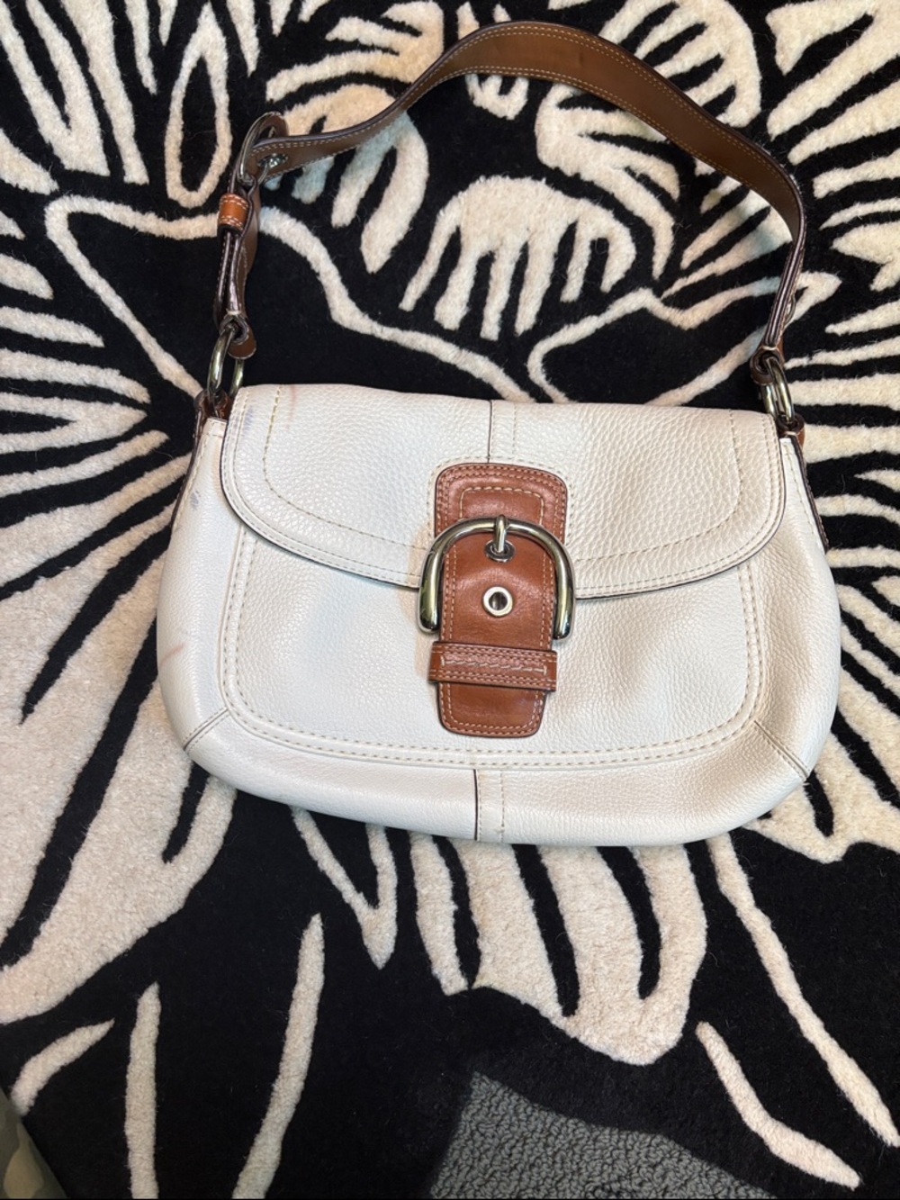 Vintage Coach Y2K SoHo Shoulder Bag Large Buckle White Brown